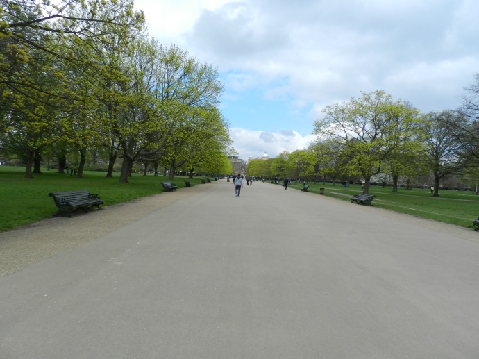The Board Walk em Kensigton Gardens (Hyde Park)